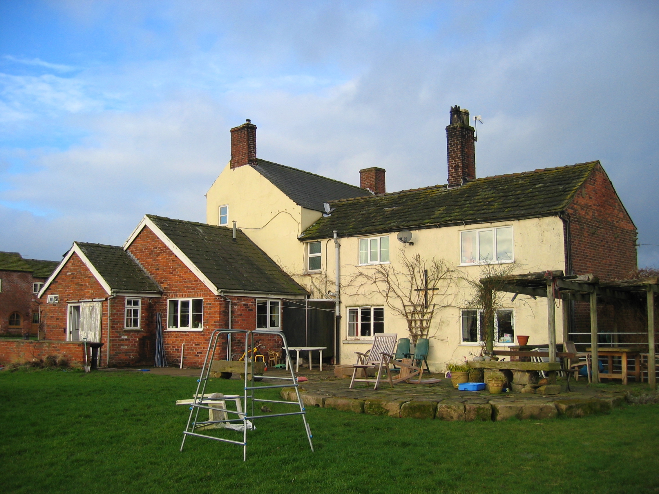 Existing Bank Farm House rear of the existing bank farm house with poor quality rear addition