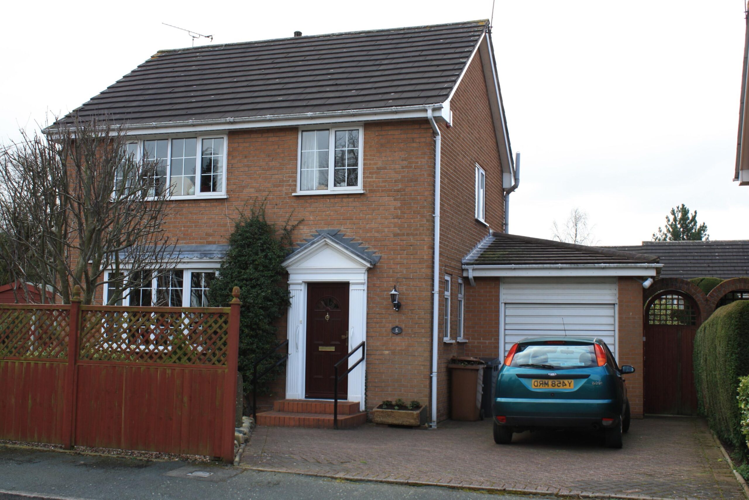 front elevation of the existing house at Somerset Close before development