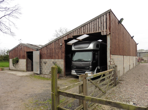 existing stable building to be partially converted into a dwelling at Sprink Lane